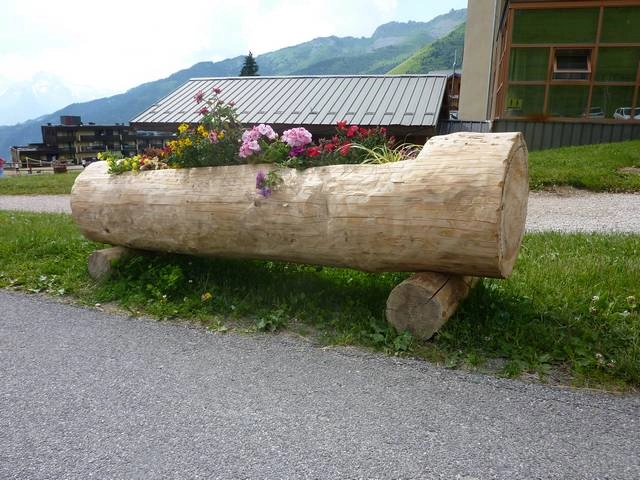 mobiliers en bois massifs pour les communes