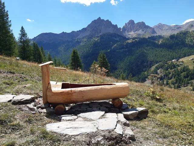 mobilier exterieur en bois pour les particuliers